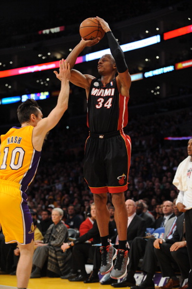 已使他们经 已使他们经